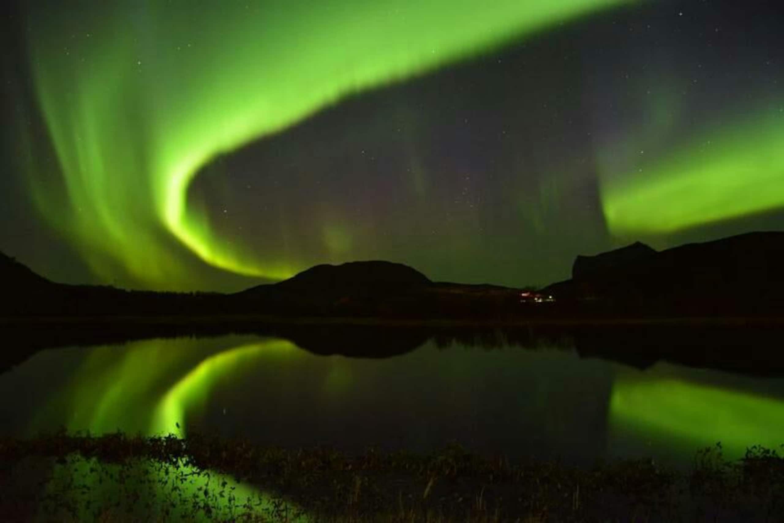 Nordlys over Engeløya i Steigen, Nordland